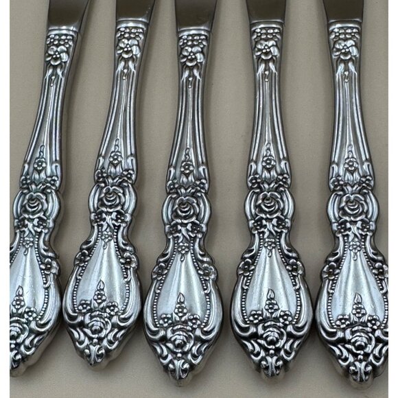 8 Oneida OCO WORDSWORTH Dinner Knives USA Glossy Stainless Steel Flatware - Picture 3 of 8